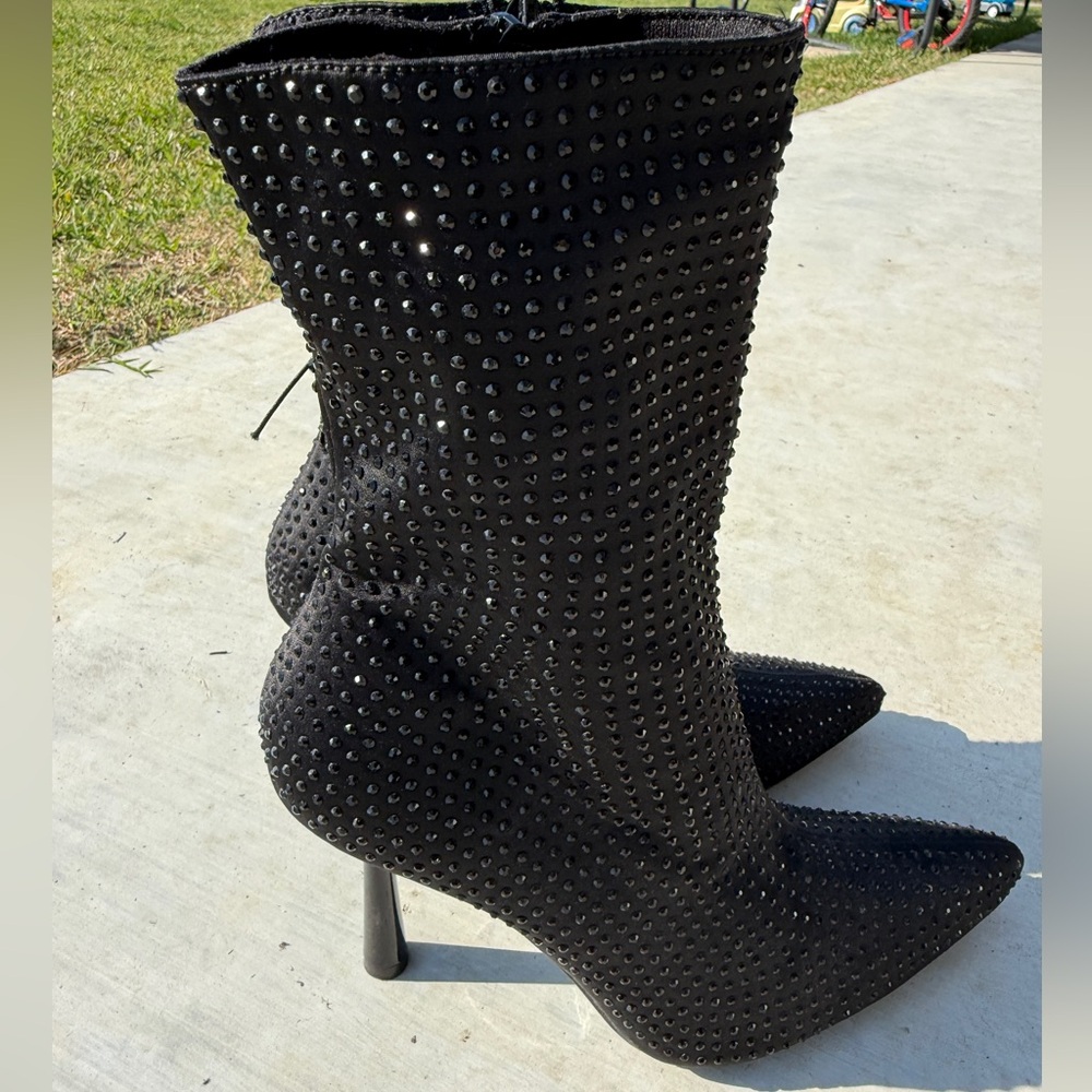 Forever 21 Black Rhinestone Heeled Boots